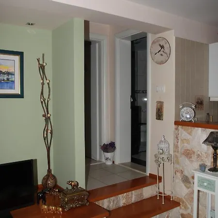 Seaside With A Swimming Pool Rastici, Ciovo - 1084 Apartment *