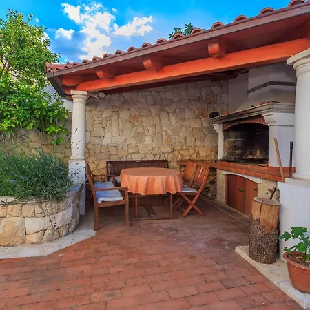 Seaside With A Swimming Pool Rastici, Ciovo - 1084 Trogir