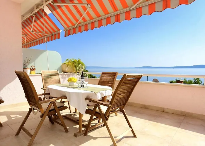 Seaside With A Swimming Pool Rastici, Ciovo - 1084 Διαμέρισμα