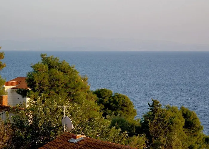 Seaside With A Swimming Pool Rastici, Ciovo - 1084 Διαμέρισμα *