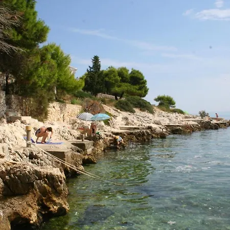 Seaside With A Swimming Pool Rastici, Ciovo - 1084 Трогир