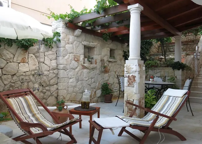 Apartman Seaside With A Swimming Pool Rastici, Ciovo - 1084 Trogir