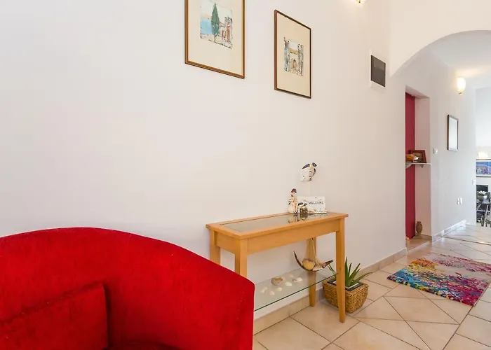 Appartement Seaside With A Swimming Pool Rastici, Ciovo - 1084 *